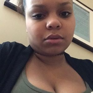 Meet your Posher, Odalis